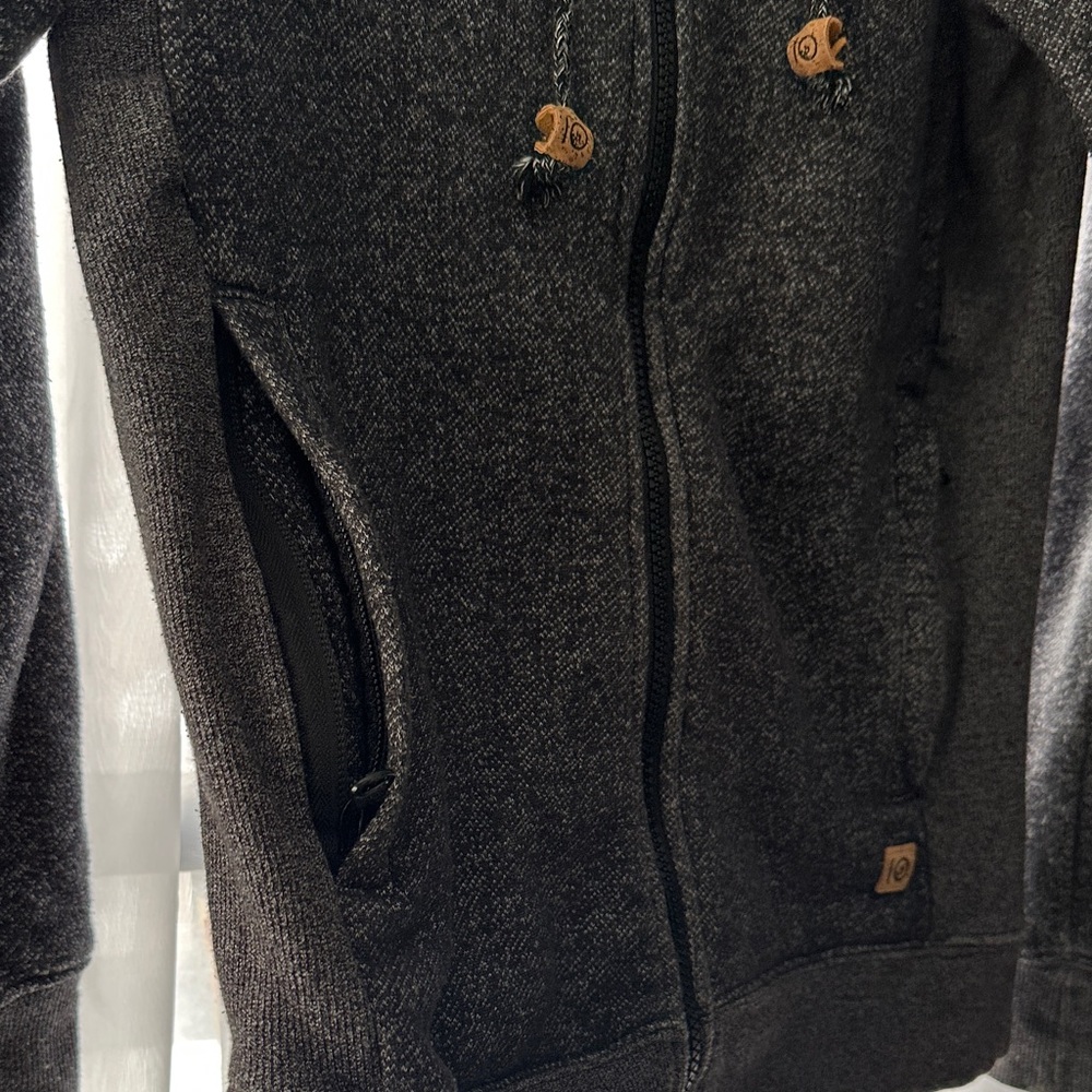 tentree Women's Gray Hooded Sweater - Picture 4 of 5